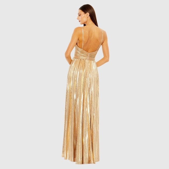 IEENA FOR MAC DUGGAL 27489 NWT
Gold Metallic Slim Strap Deep V Pleated Gown - Picture 3 of 6